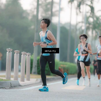 Runner Photo 6354020