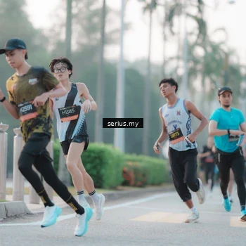 Runner Photo 6354023
