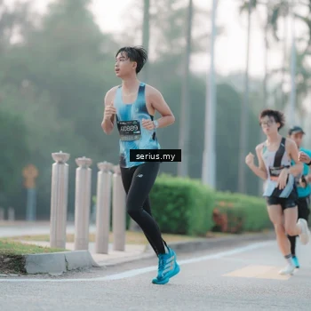 Runner Photo 6354033