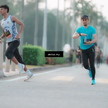 Runner Photo 6354038