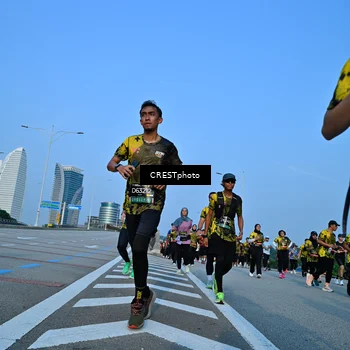 Runner Photo 6354065