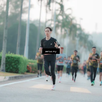 Runner Photo 6354078