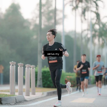 Runner Photo 6354080