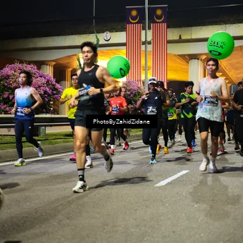 Runner Photo 6354101