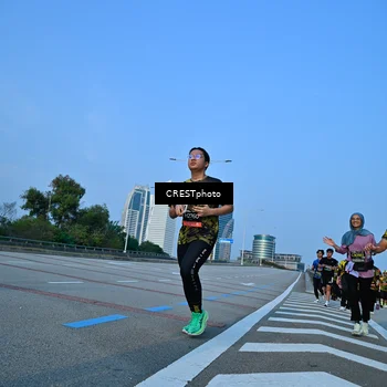 Runner Photo 6354102