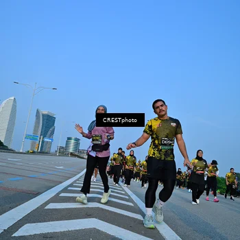 Runner Photo 6354107