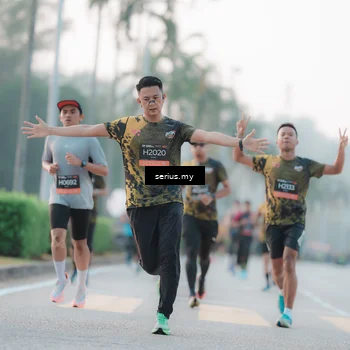 Runner Photo 6354111
