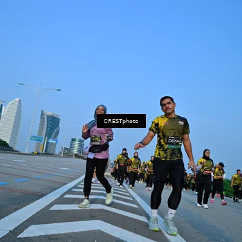 Runner Photo 6354112