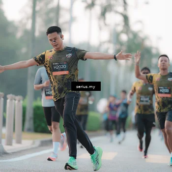 Runner Photo 6354117