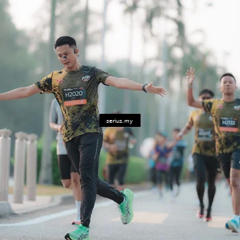 Runner Photo 6354129
