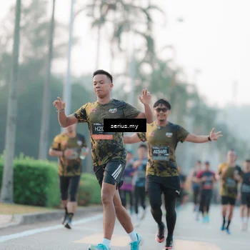 Runner Photo 6354131