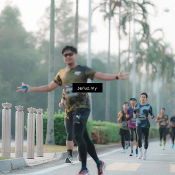 Runner Photo 6354155