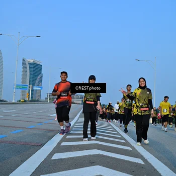 Runner Photo 6354165