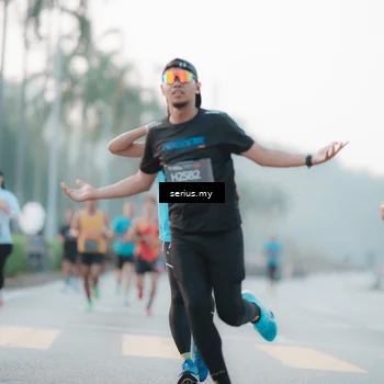 Runner Photo 6354182