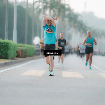 Runner Photo 6354275