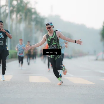 Runner Photo 6354298