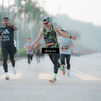 Runner Photo 6354311
