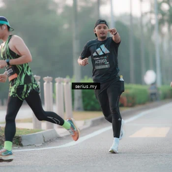 Runner Photo 6354327