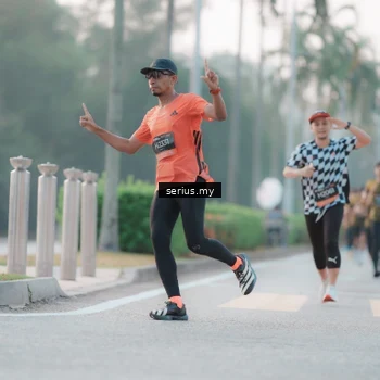 Runner Photo 6354352