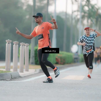 Runner Photo 6354358