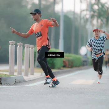 Runner Photo 6354361