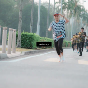 Runner Photo 6354371