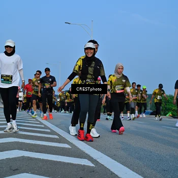 Runner Photo 6354373
