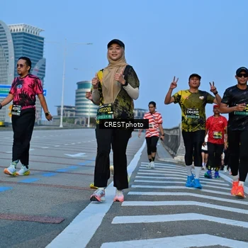 Runner Photo 6354432