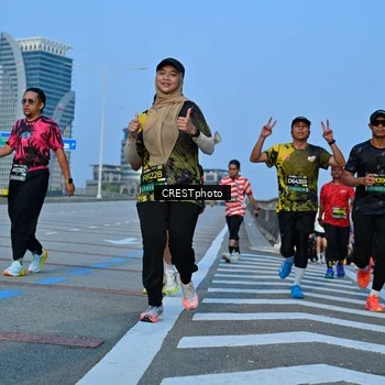 Runner Photo 6354447