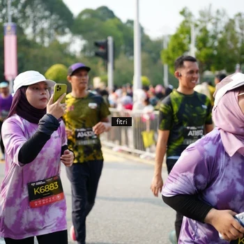 Runner Photo 6354462