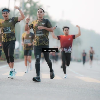 Runner Photo 6354467