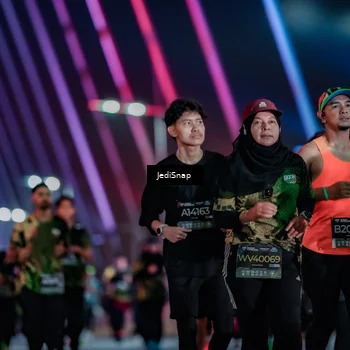 Runner Photo 6354468