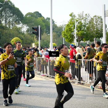 Runner Photo 6354481
