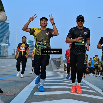 Runner Photo 6354484