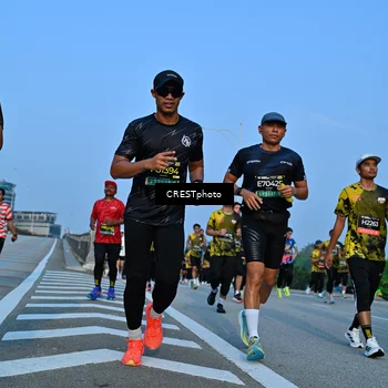 Runner Photo 6354489
