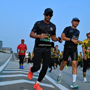 Runner Photo 6354514