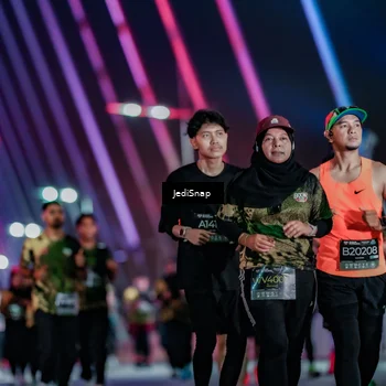 Runner Photo 6354518