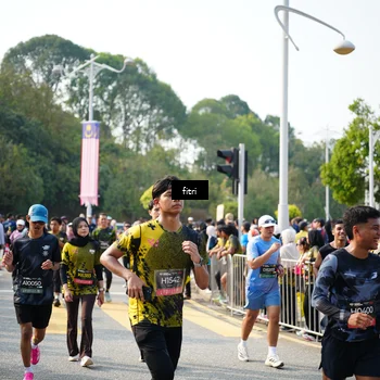 Runner Photo 6354536