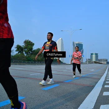 Runner Photo 6354567