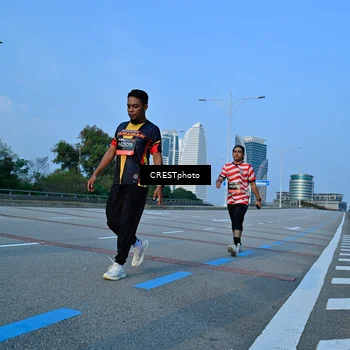 Runner Photo 6354592