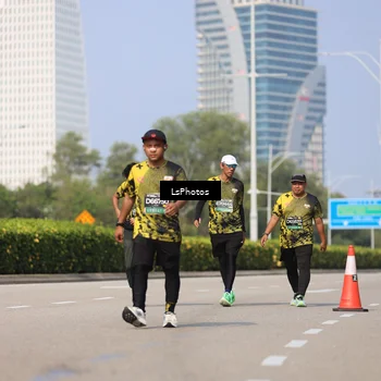Runner Photo 6354593