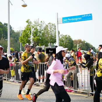 Runner Photo 6354604