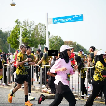 Runner Photo 6354630