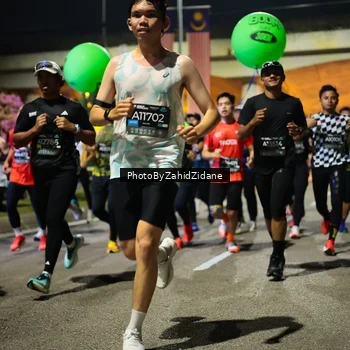Runner Photo 6354648