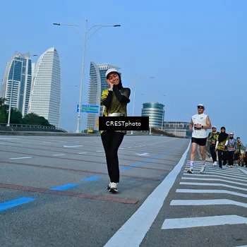 Runner Photo 6354690