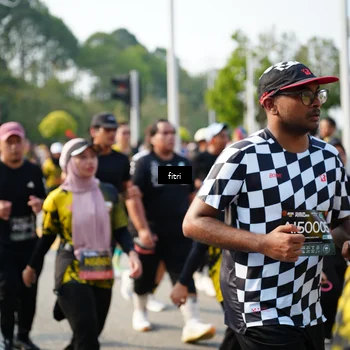 Runner Photo 6354713