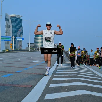 Runner Photo 6354735