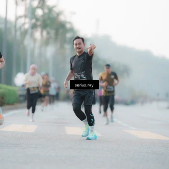 Runner Photo 6354736