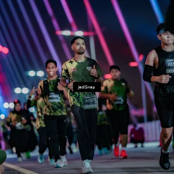 Runner Photo 6354739