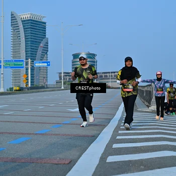Runner Photo 6354751